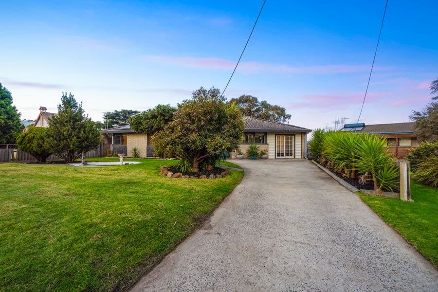 7 Railway Avenue, Glengarry VIC 3854, Glengarry - Image 1