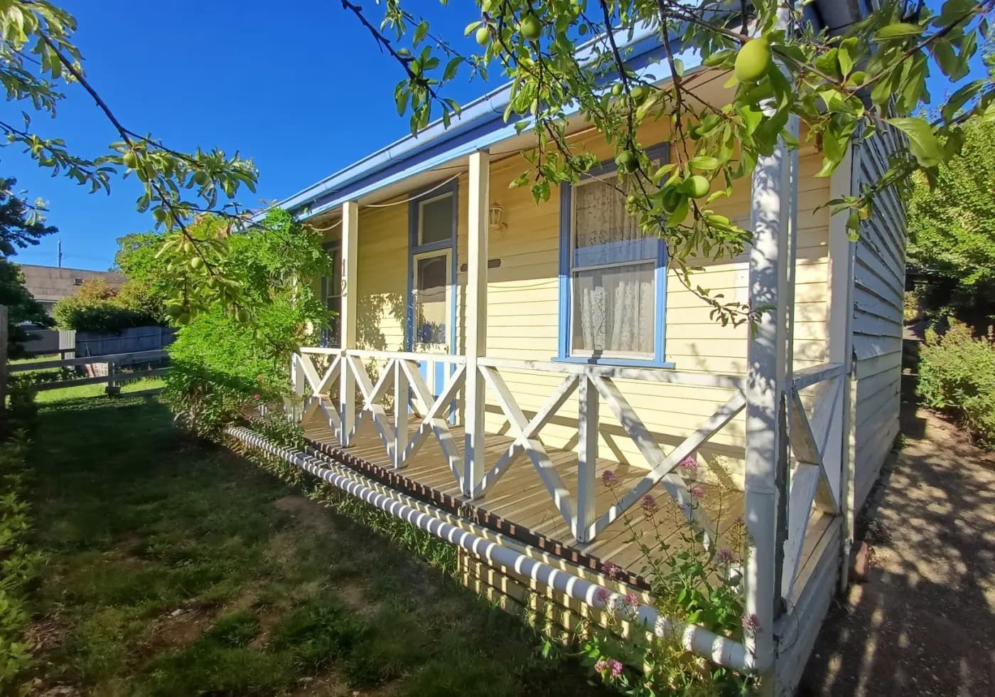11 Harts Lane, Daylesford, VIC, Daylesford - Thumbnail 2