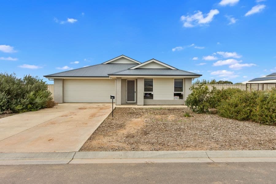 40 Clarke St, Wallaroo SA 5556, Wallaroo - Image 1