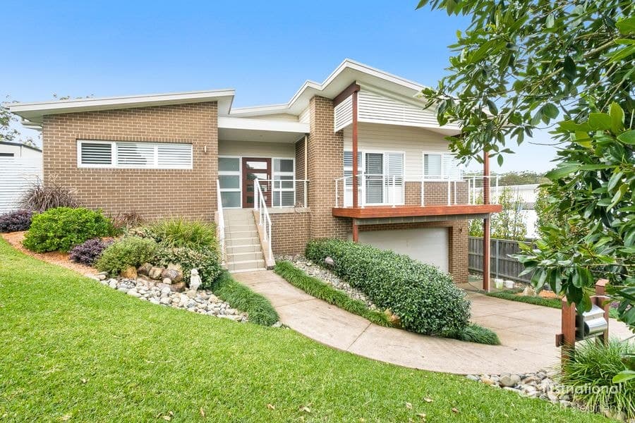 8 Dockside Avenue, Corlette NSW 2315, Corlette - Image 1