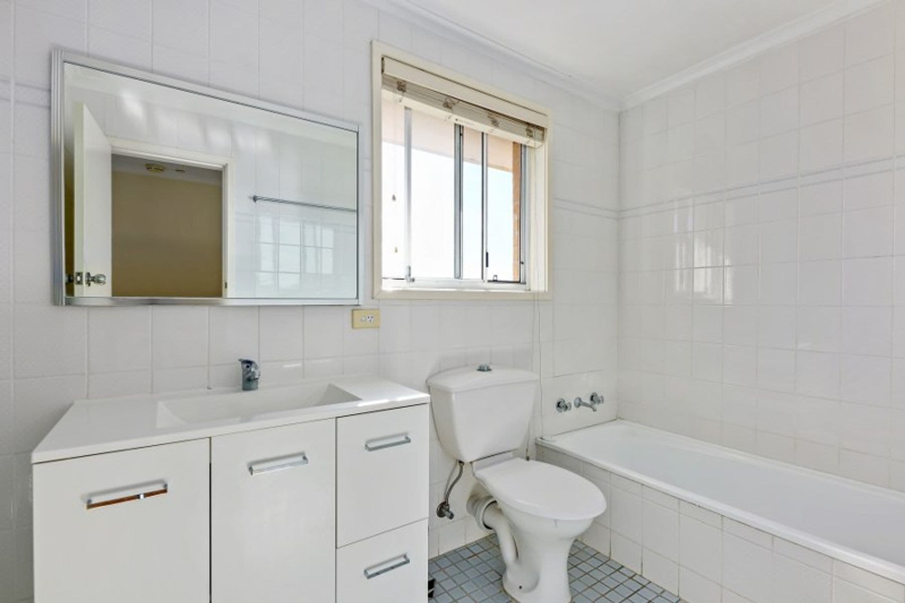1/73 Crown Street, Tamworth NSW 2340, Tamworth - Thumbnail 7