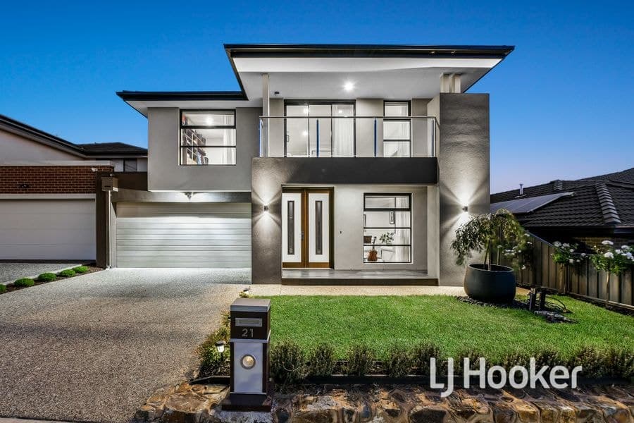 21 Excalibur Street, Berwick VIC 3806, Berwick - Image 1