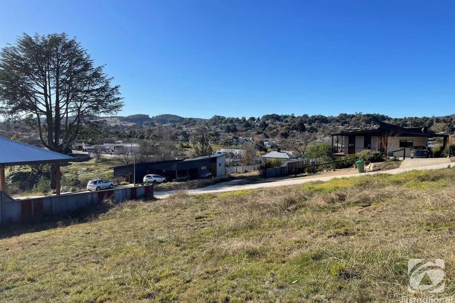 29 Spring Street, Beechworth VIC 3747, Beechworth - Image 1