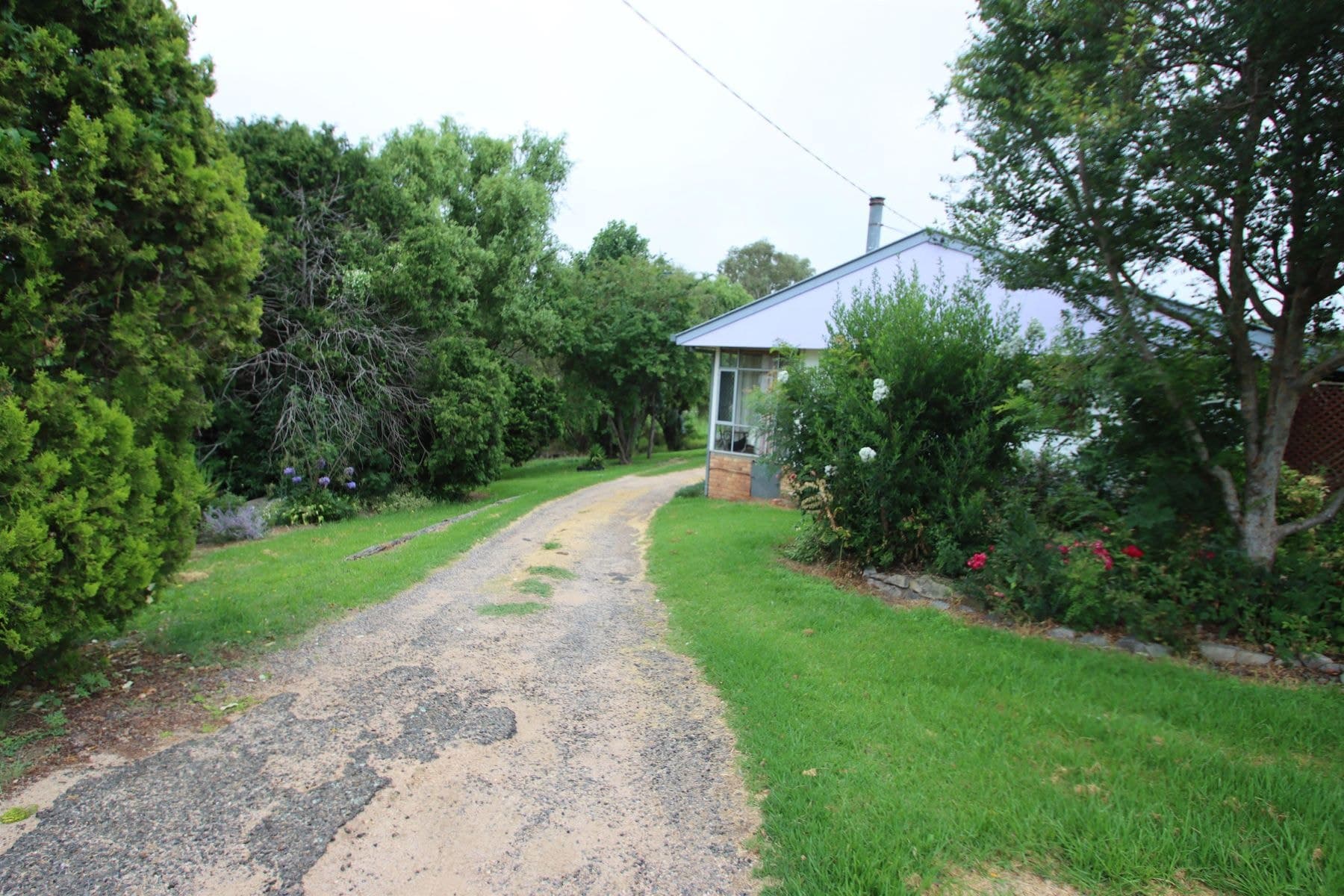 67 Molesworth Street, Tenterfield NSW 2372, Tenterfield - Thumbnail 2