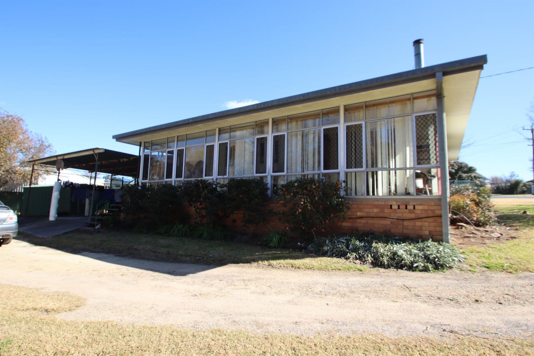 67 Molesworth Street, Tenterfield NSW 2372, Tenterfield - Thumbnail 3
