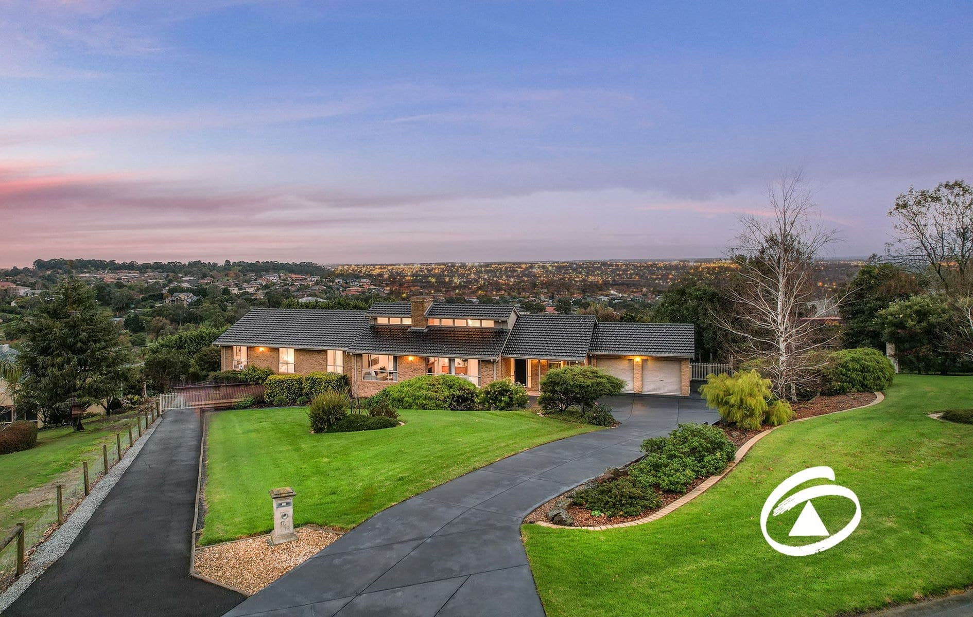 17-19 Leemak Crescent, Berwick VIC 3806, Berwick - Image 1