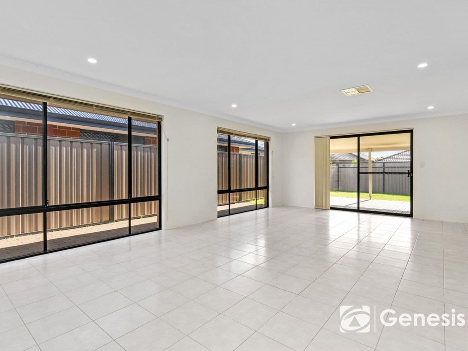 98 Riva Entrance, Piara Waters WA 6112, Piara Waters - Thumbnail 7
