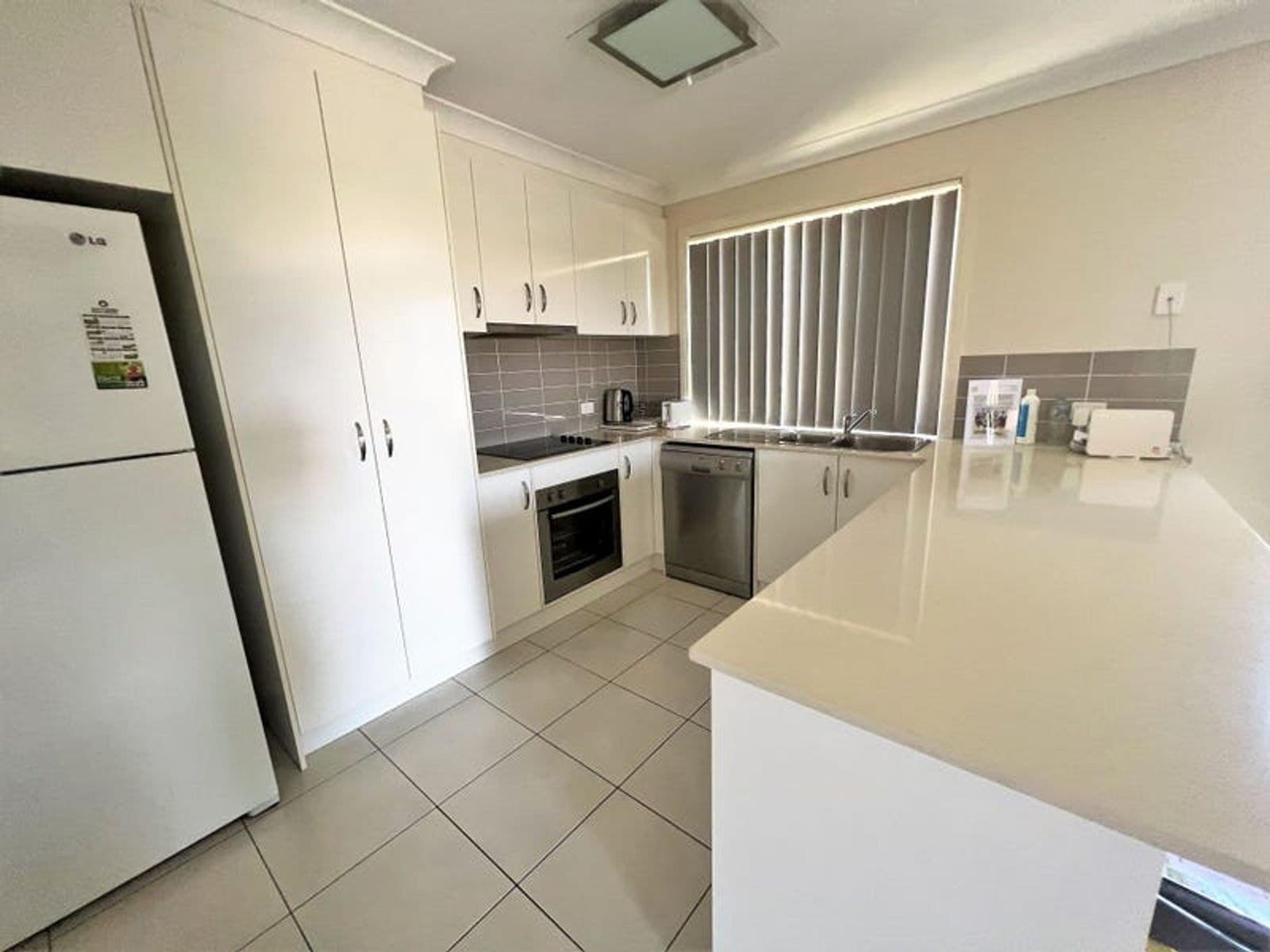 1/54 Windmill Road, Chinchilla QLD 4413, Chinchilla - Thumbnail 2