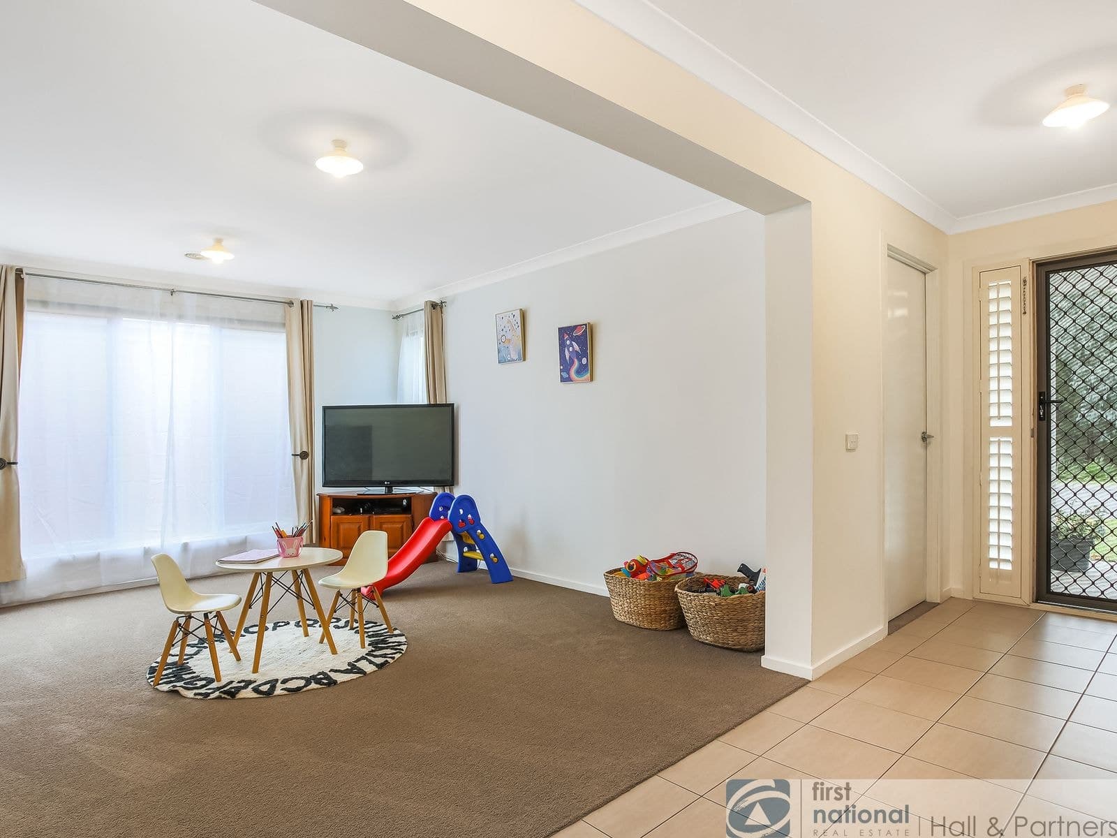 10 Algerd Way, Pakenham VIC 3810, Pakenham - Thumbnail 2