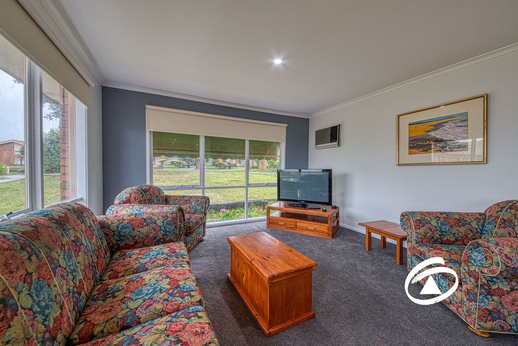6 Dowd Court, Pakenham VIC 3810, Pakenham - Thumbnail 2