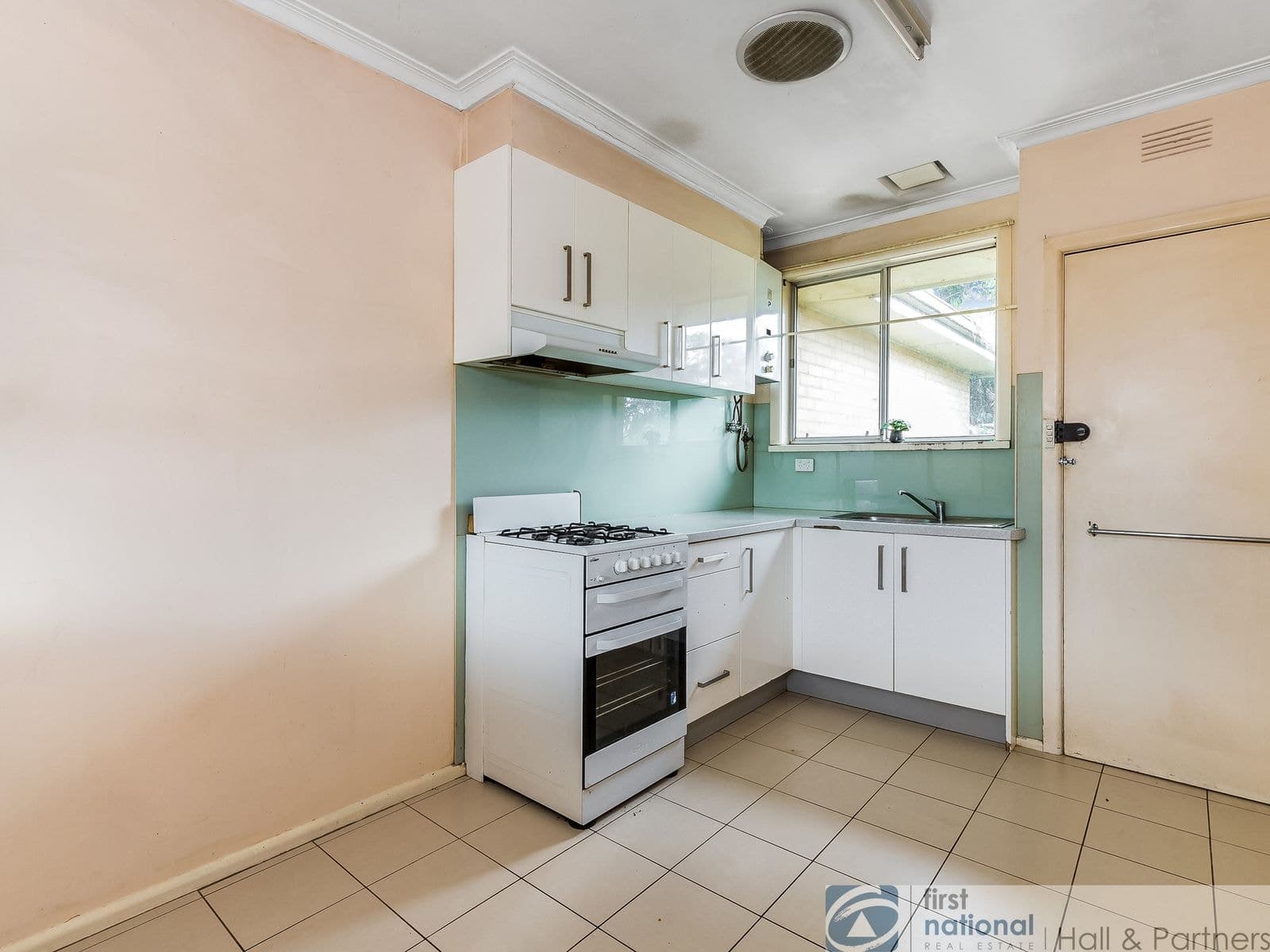 1/85 Cleeland Street, Dandenong VIC 3175, Dandenong - Thumbnail 5
