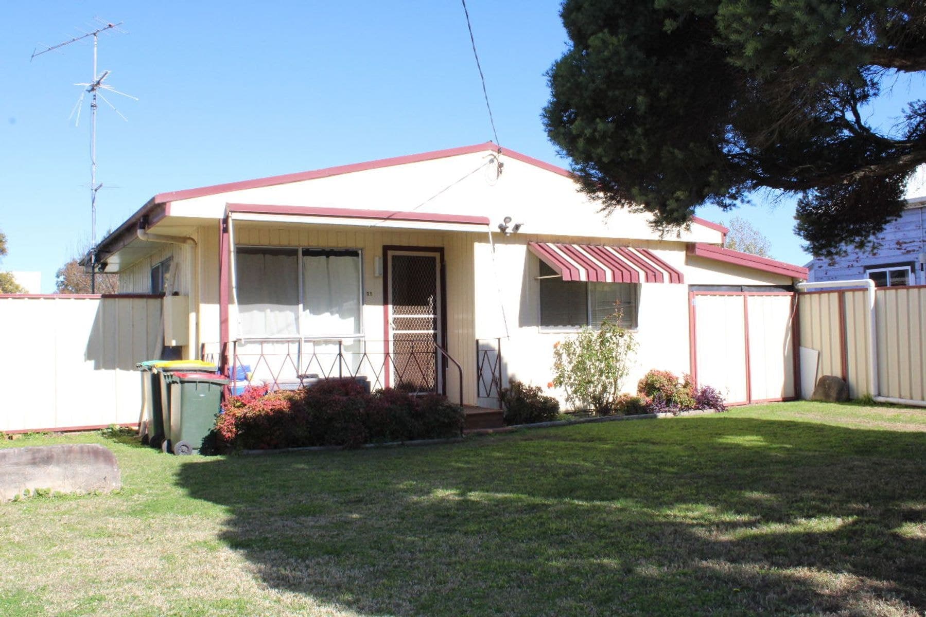 11 Ogilvie Street, Denman NSW 2328, Denman - Thumbnail 2