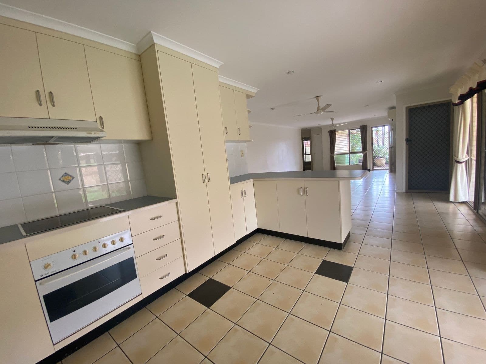 5 Allandale Street, South Mackay QLD 4740, South Mackay - Thumbnail 3