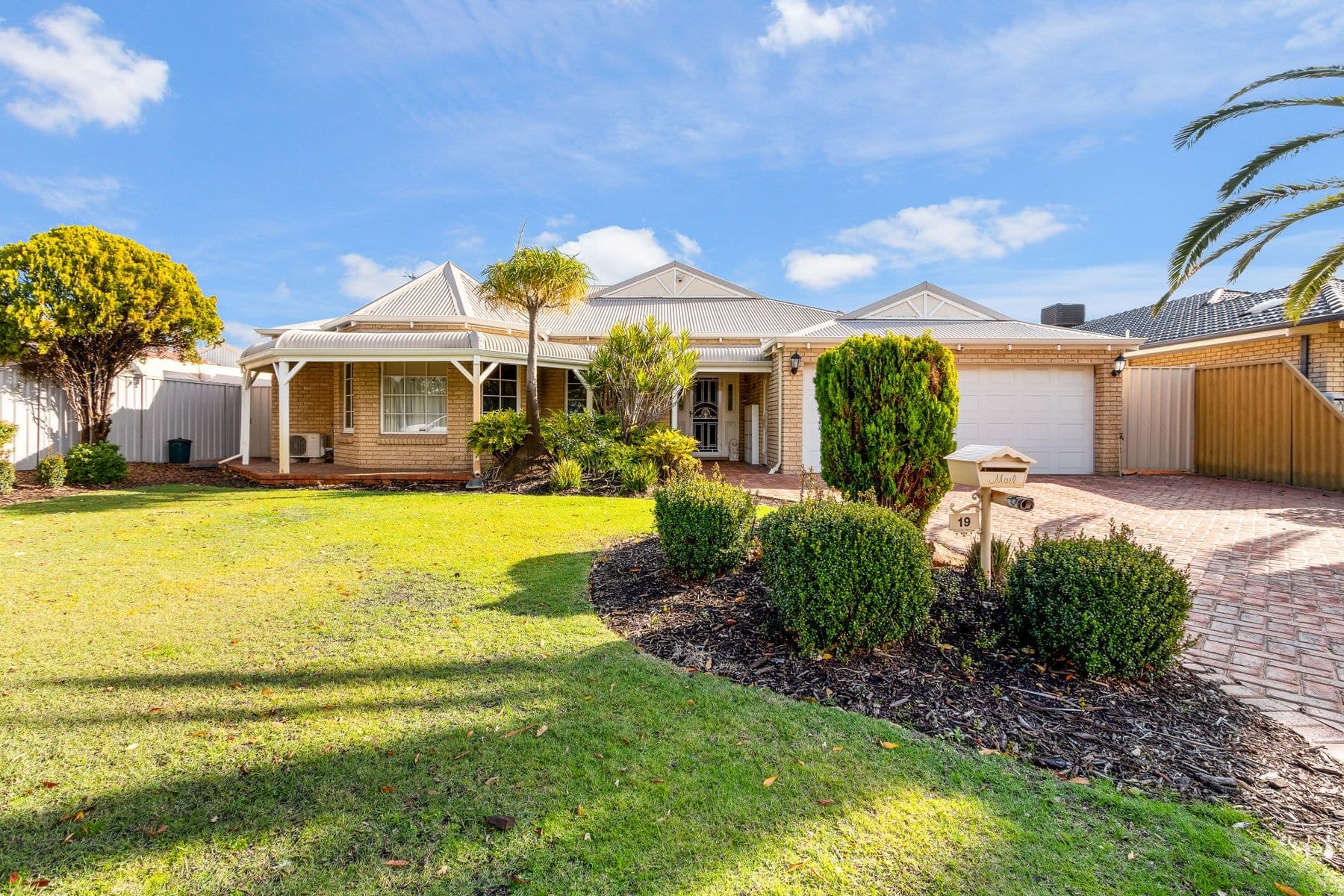 19 Chamberlain Circle, Bateman WA 6150, Bateman - Image 1