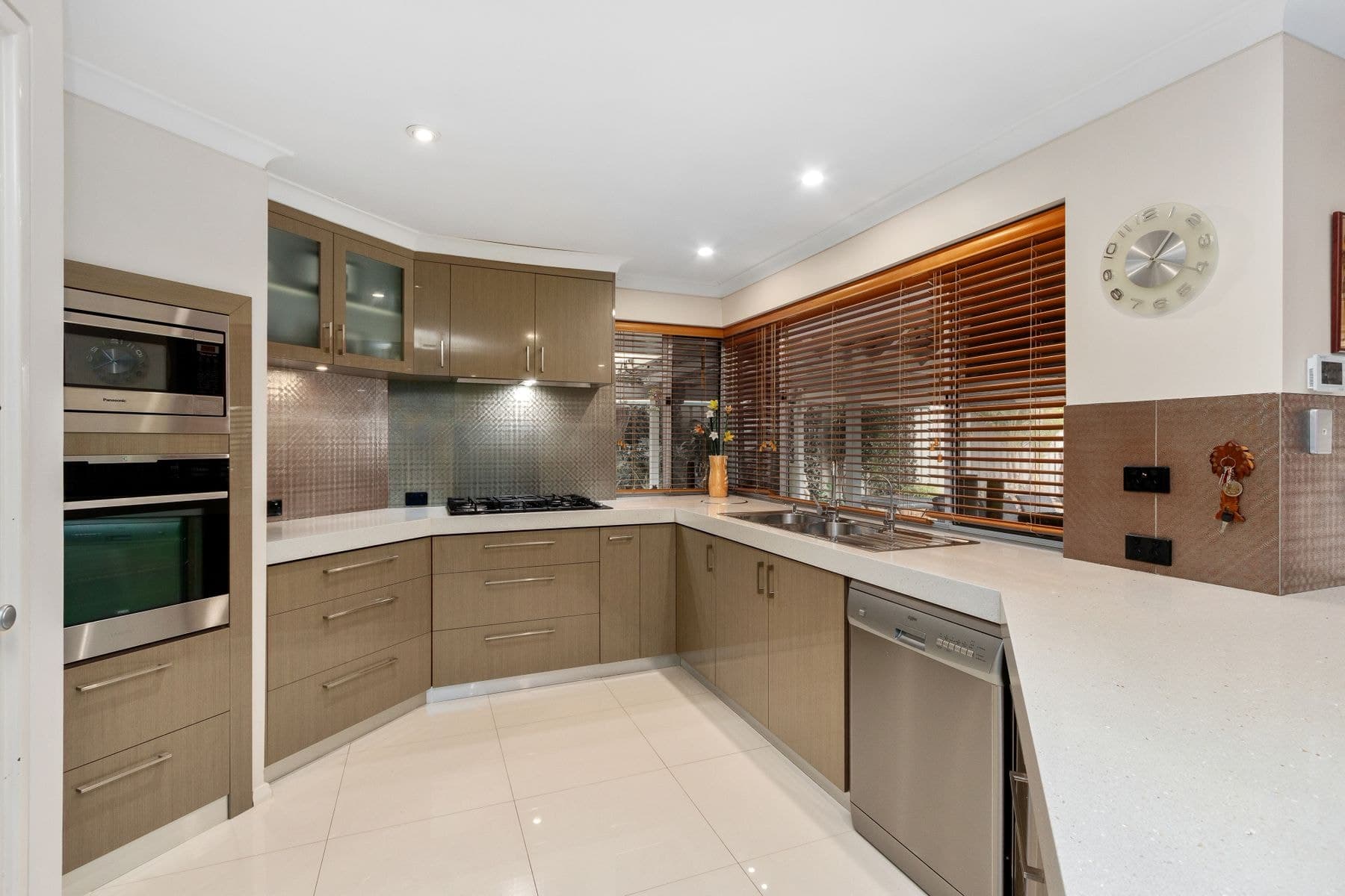19 Chamberlain Circle, Bateman WA 6150, Bateman - Thumbnail 6