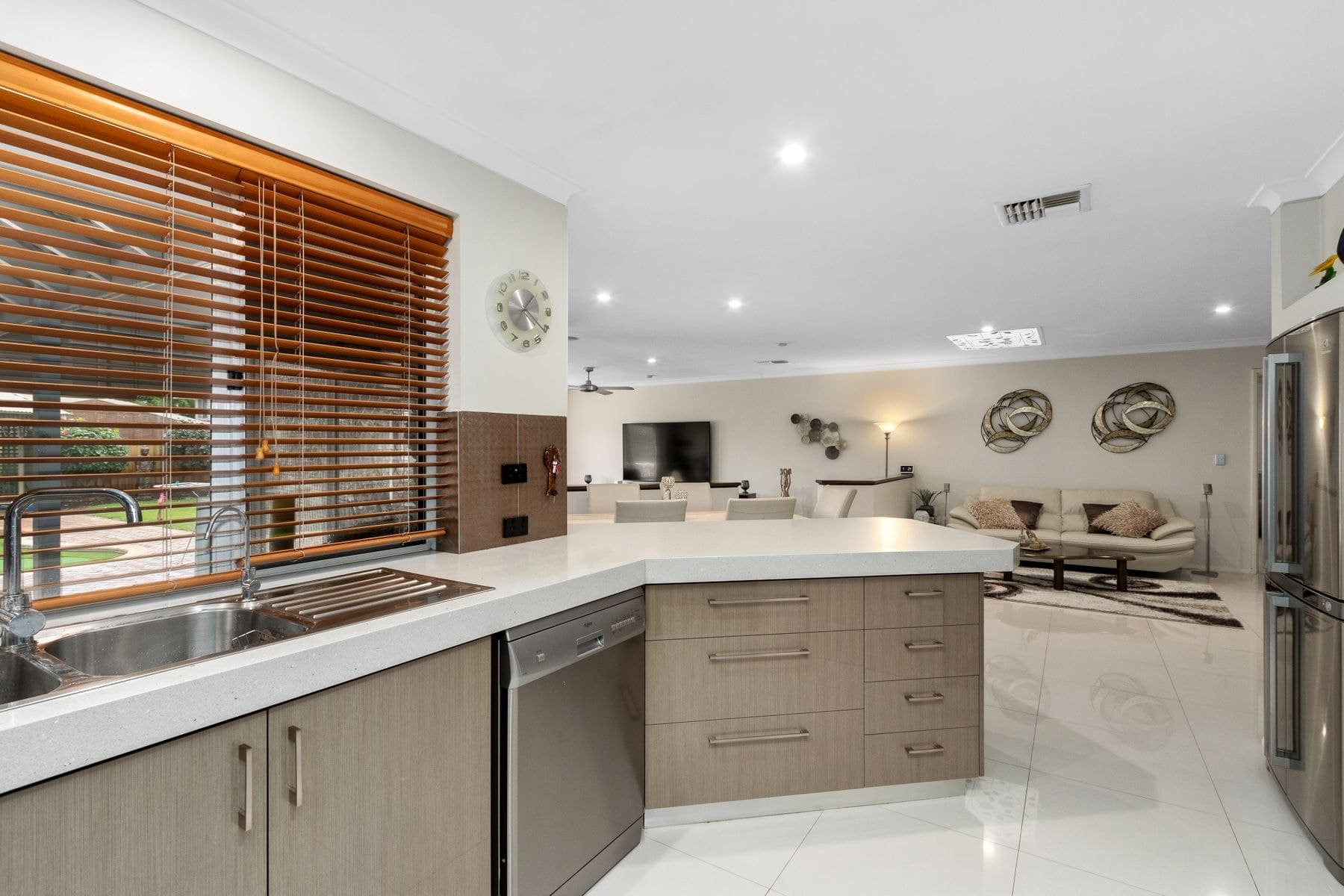 19 Chamberlain Circle, Bateman WA 6150, Bateman - Thumbnail 7