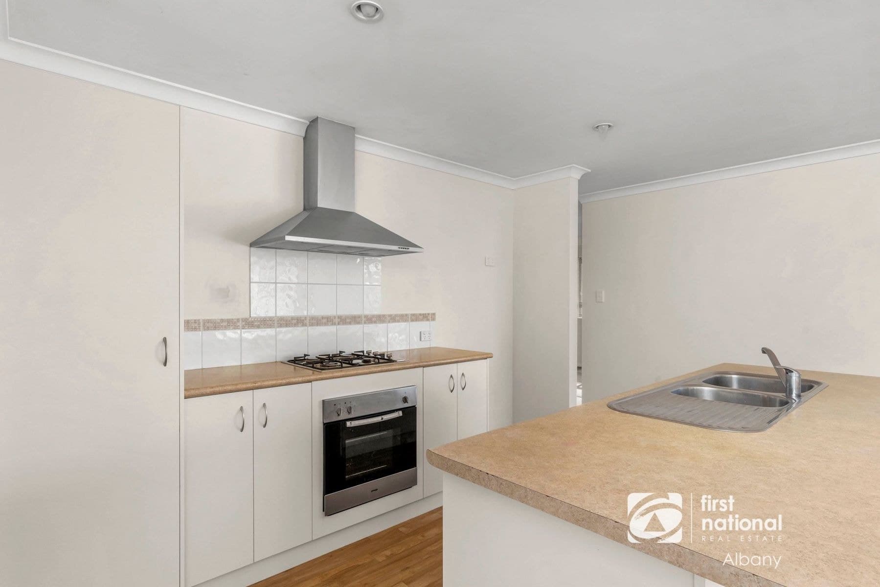18B Katoomba Street, Orana WA 6330, Orana - Thumbnail 6