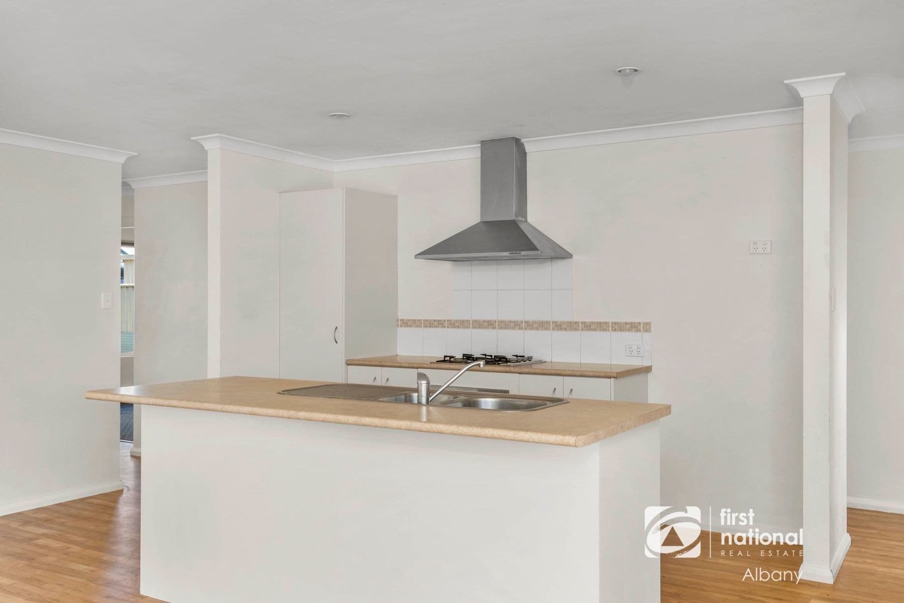 18B Katoomba Street, Orana WA 6330, Orana - Thumbnail 7