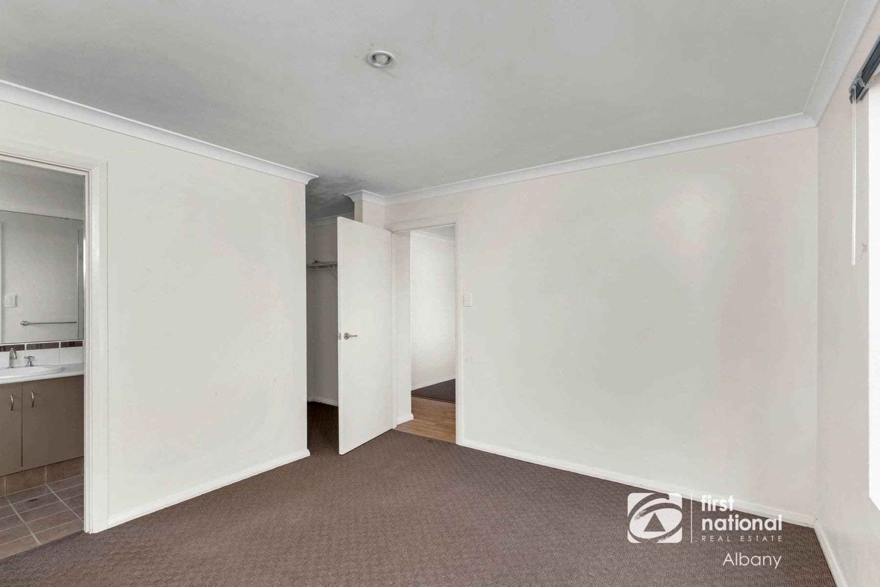 18B Katoomba Street, Orana WA 6330, Orana - Thumbnail 8