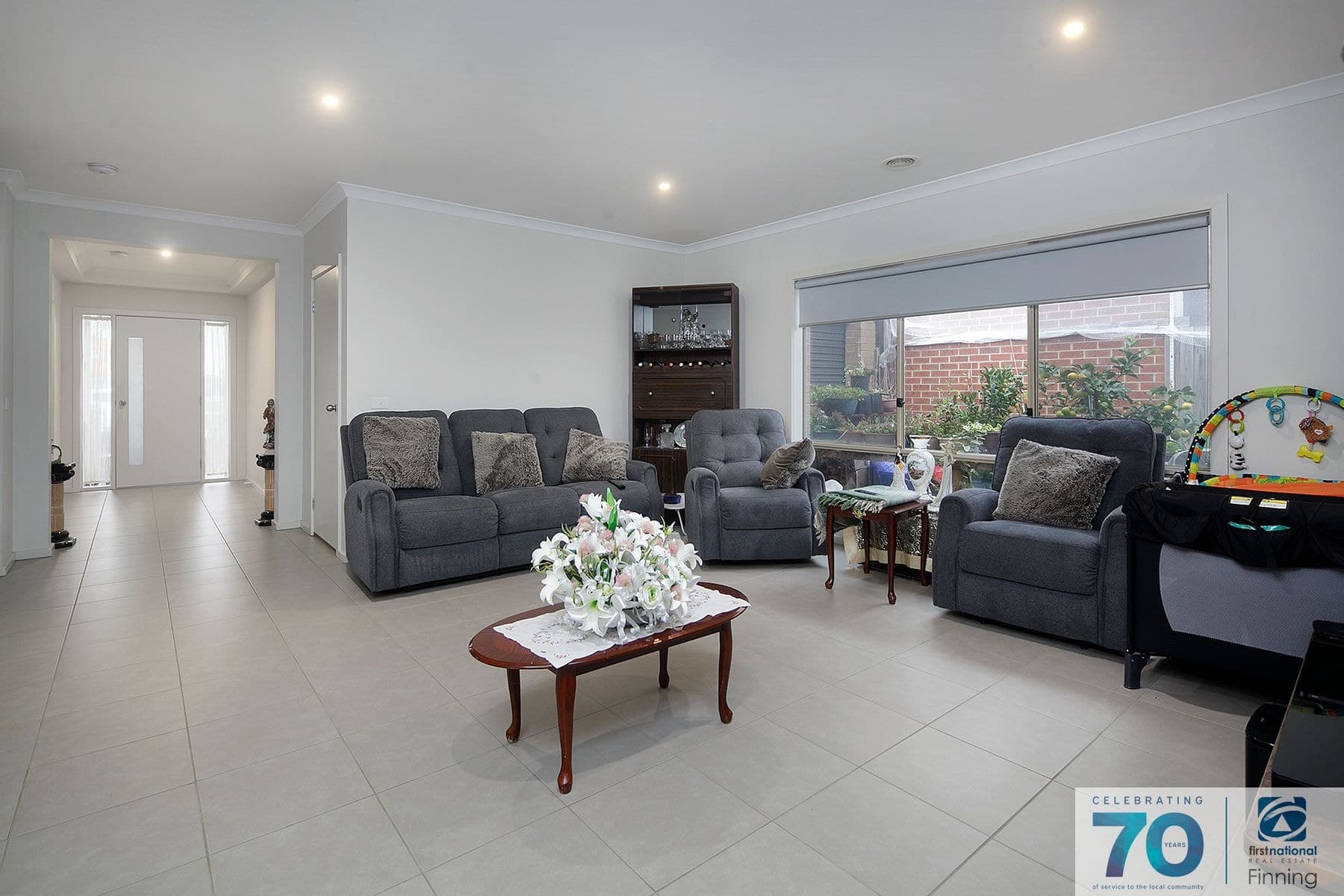 14 Fiorelli Boulevard, Cranbourne East VIC 3977, Cranbourne East - Thumbnail 2
