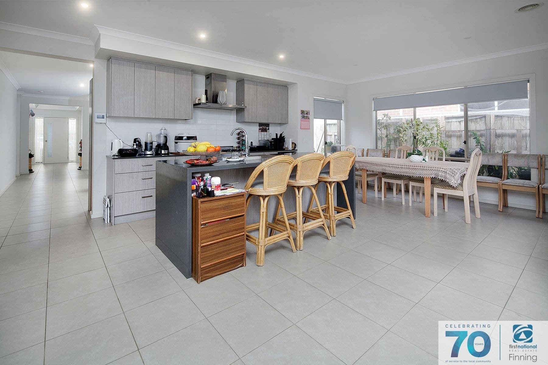 14 Fiorelli Boulevard, Cranbourne East VIC 3977, Cranbourne East - Thumbnail 4