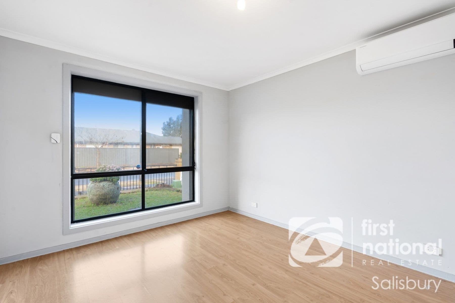 8 Burra Street, Andrews Farm SA 5114, Andrews Farm - Thumbnail 2