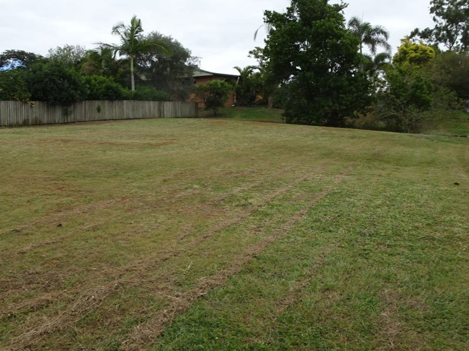 8 Pioneer Avenue, Childers QLD 4660, Childers - Image 1