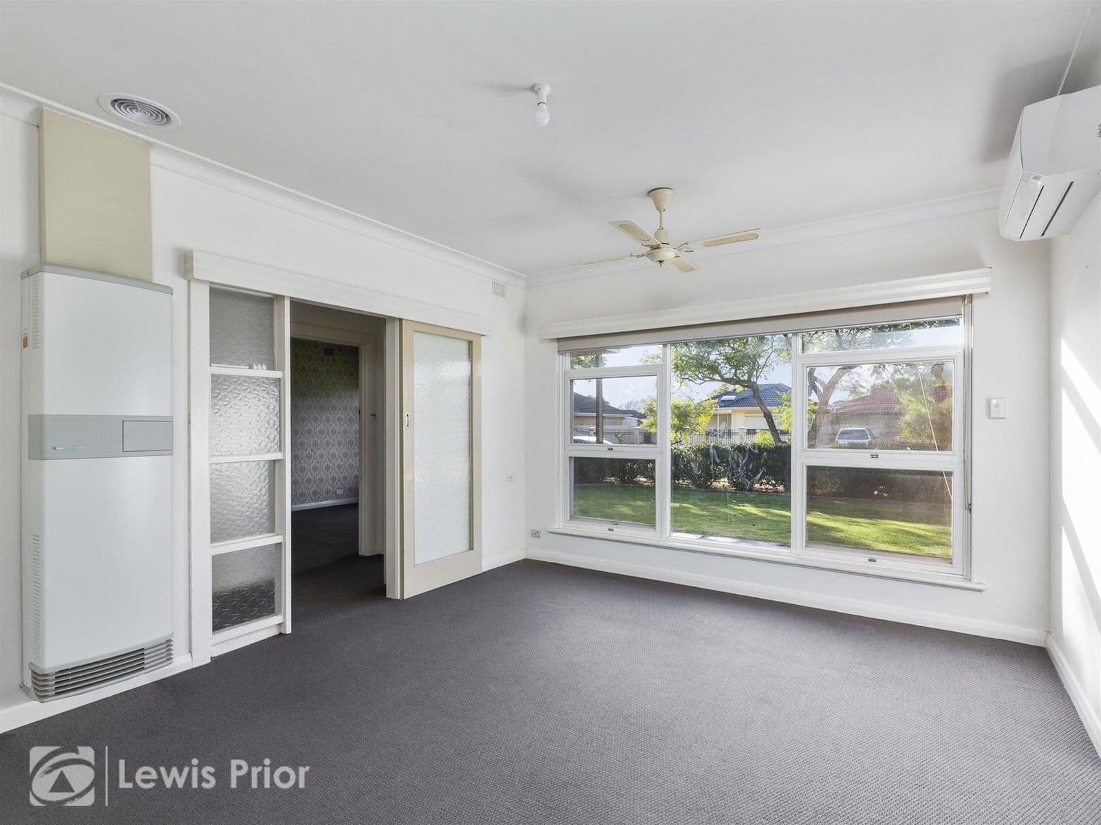 31 Seaforth Avenue, Somerton Park SA 5044, Somerton Park - Thumbnail 2