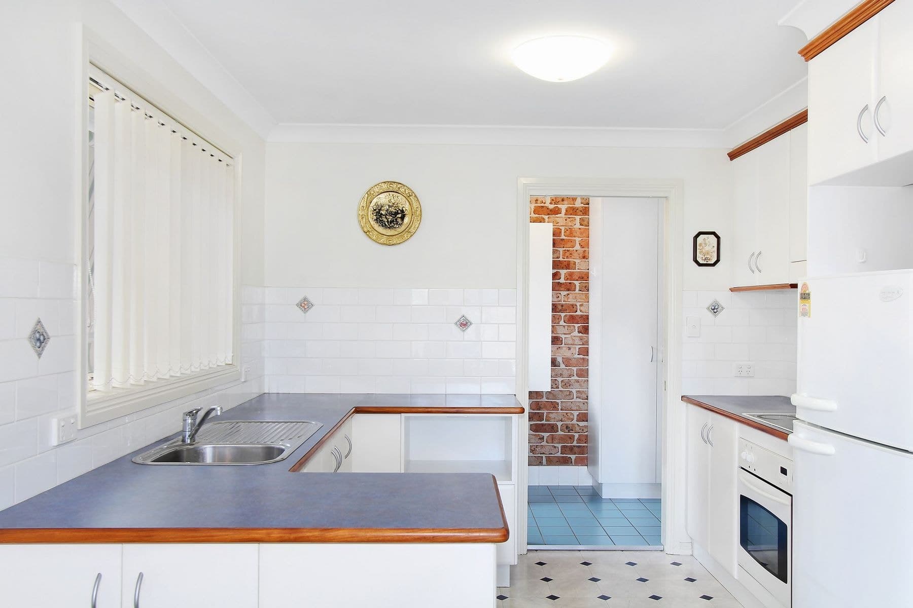 2 Griffin Avenue, Tamworth NSW 2340, Tamworth - Thumbnail 2