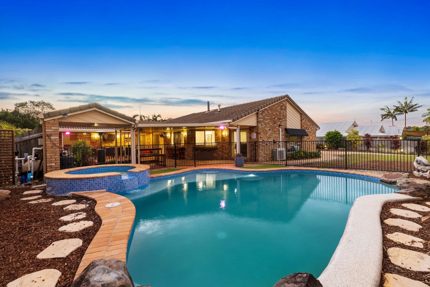 5 Lorina Court, Capalaba QLD 4157, Capalaba - Image 1