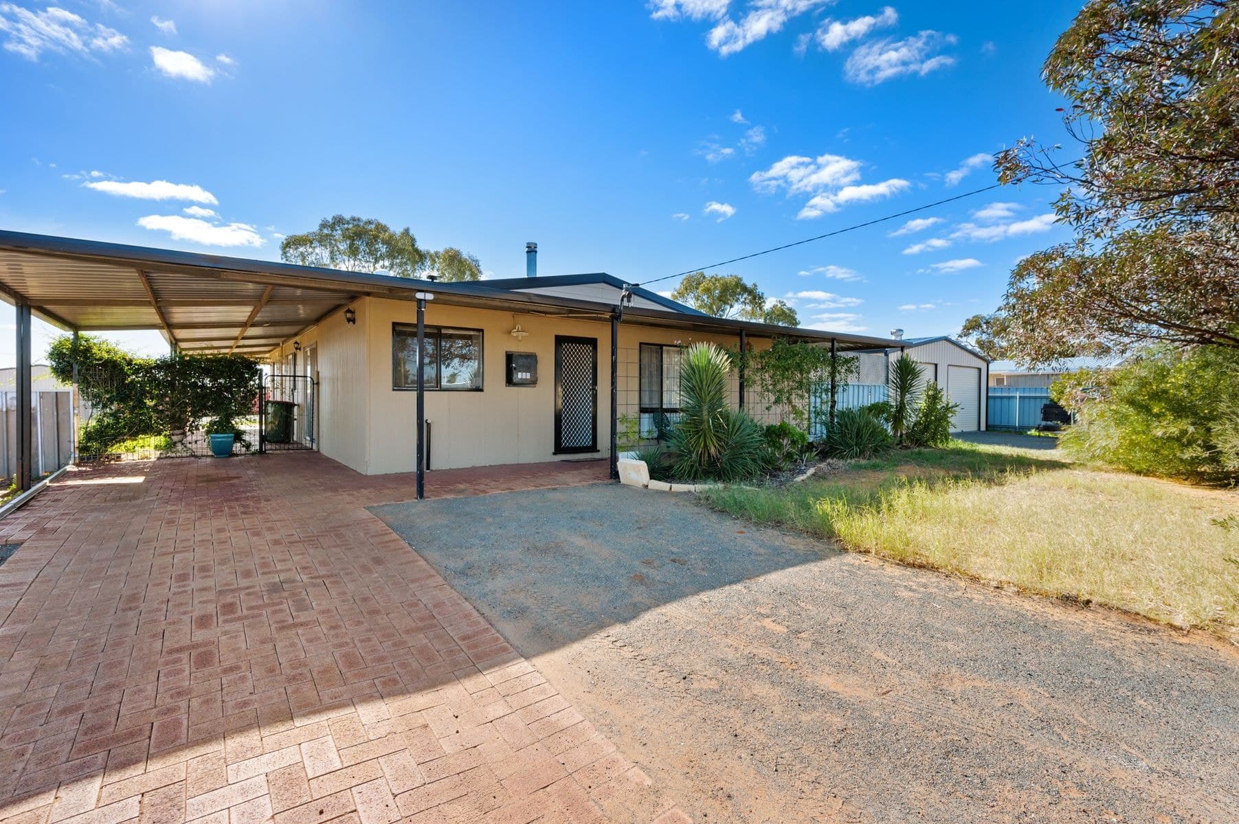 100 Lindsay Street, Coolgardie WA 6429, Coolgardie - Image 1