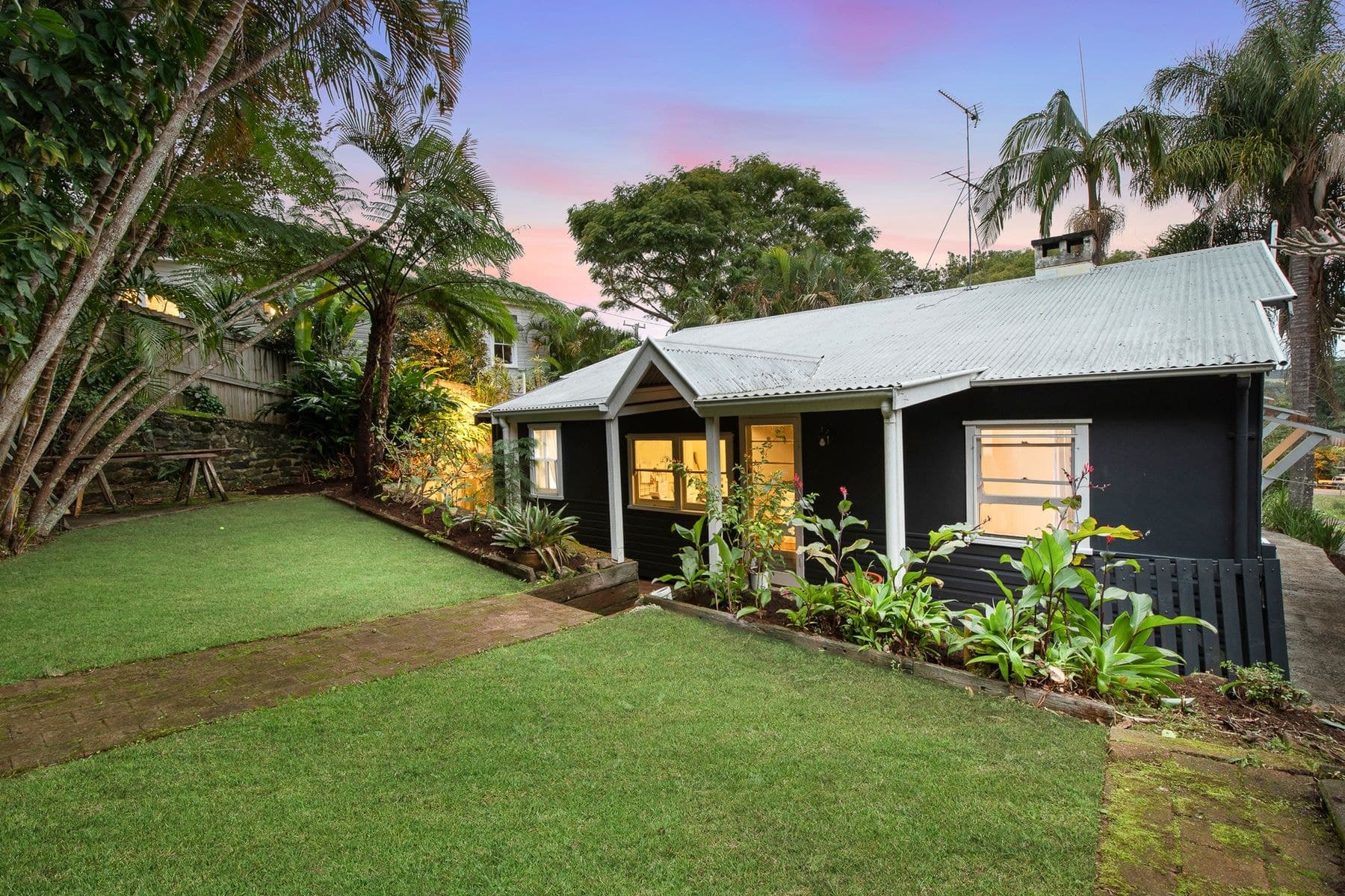 54 Leslie Street, Bangalow NSW 2479, Bangalow - Image 1
