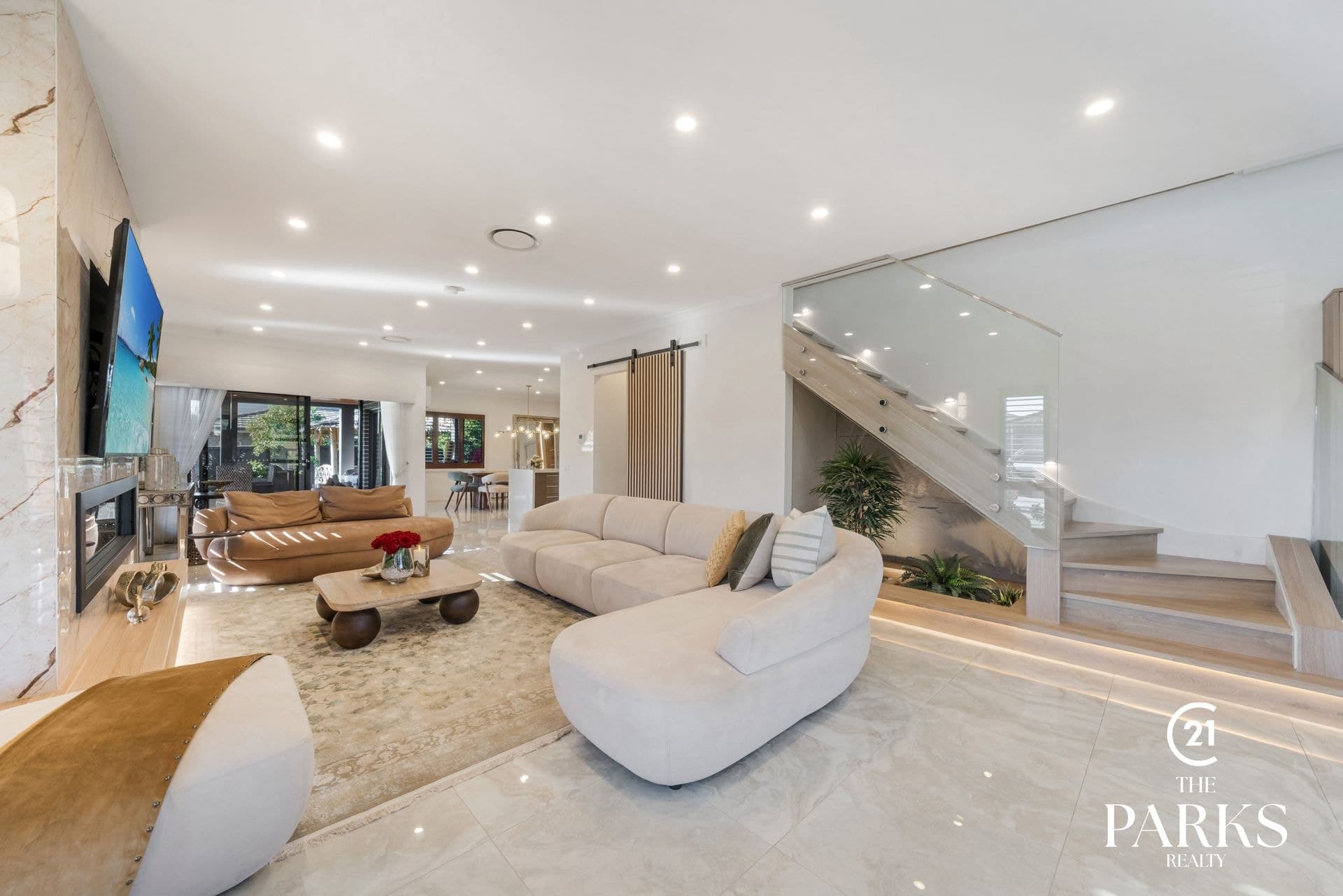 2 Clarence Drive, Elizabeth Hills, NSW, 2171, Elizabeth Hills - Thumbnail 4