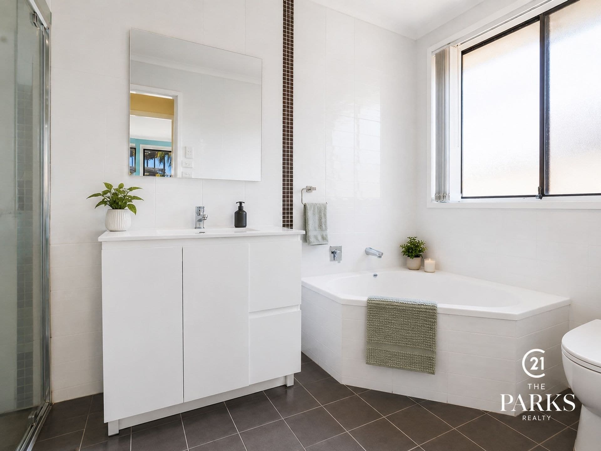 15 Ironside Street, St Johns Park, NSW, 2176, St Johns Park - Thumbnail 7
