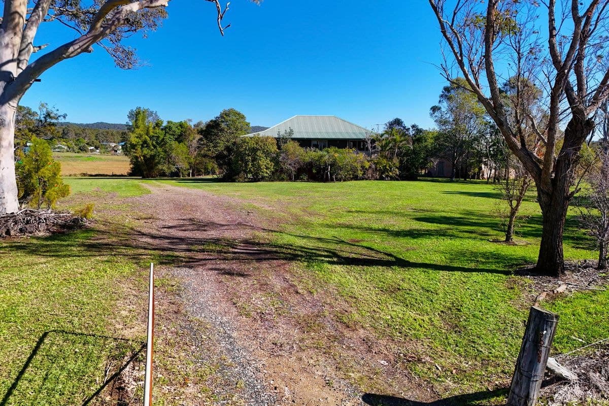 21 Burraneer Road, Coomba Park, Coomba Park - Thumbnail 4