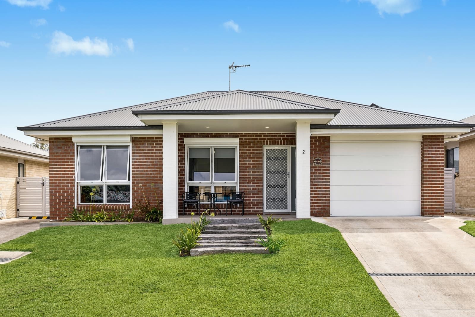 2/44 Dunnart Street, ABERGLASSLYN, Aberglasslyn - Image 1
