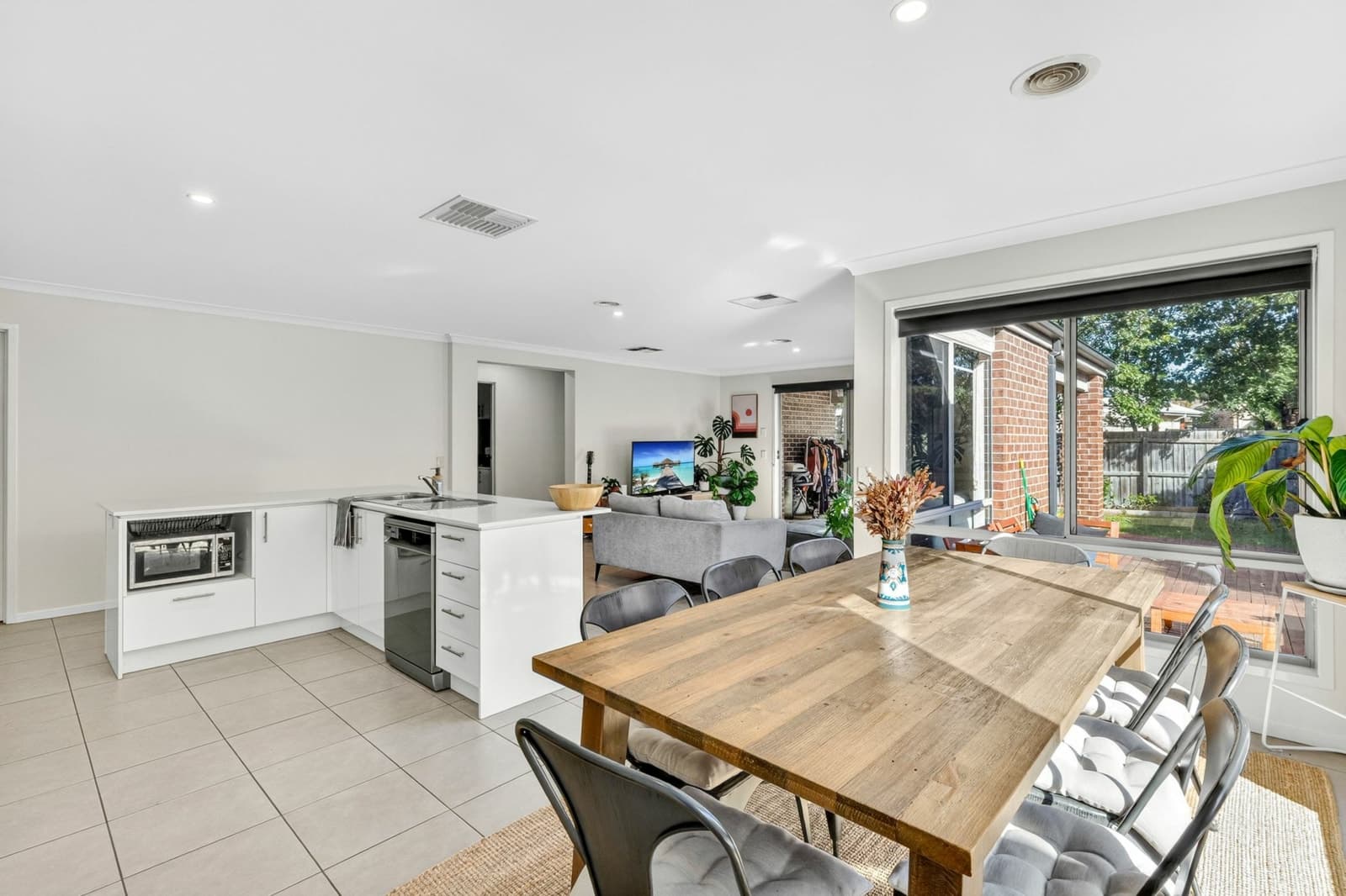 13 Ambrosia Drive, ARMSTRONG CREEK, Armstrong Creek - Thumbnail 7