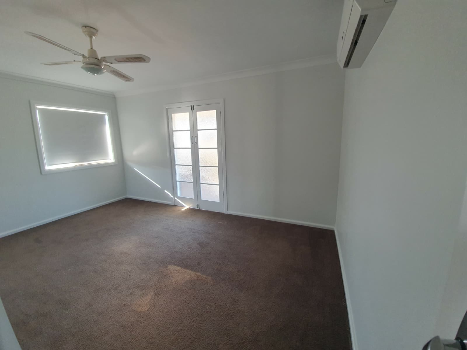 73 Denison Street, TAMWORTH, Tamworth - Thumbnail 3
