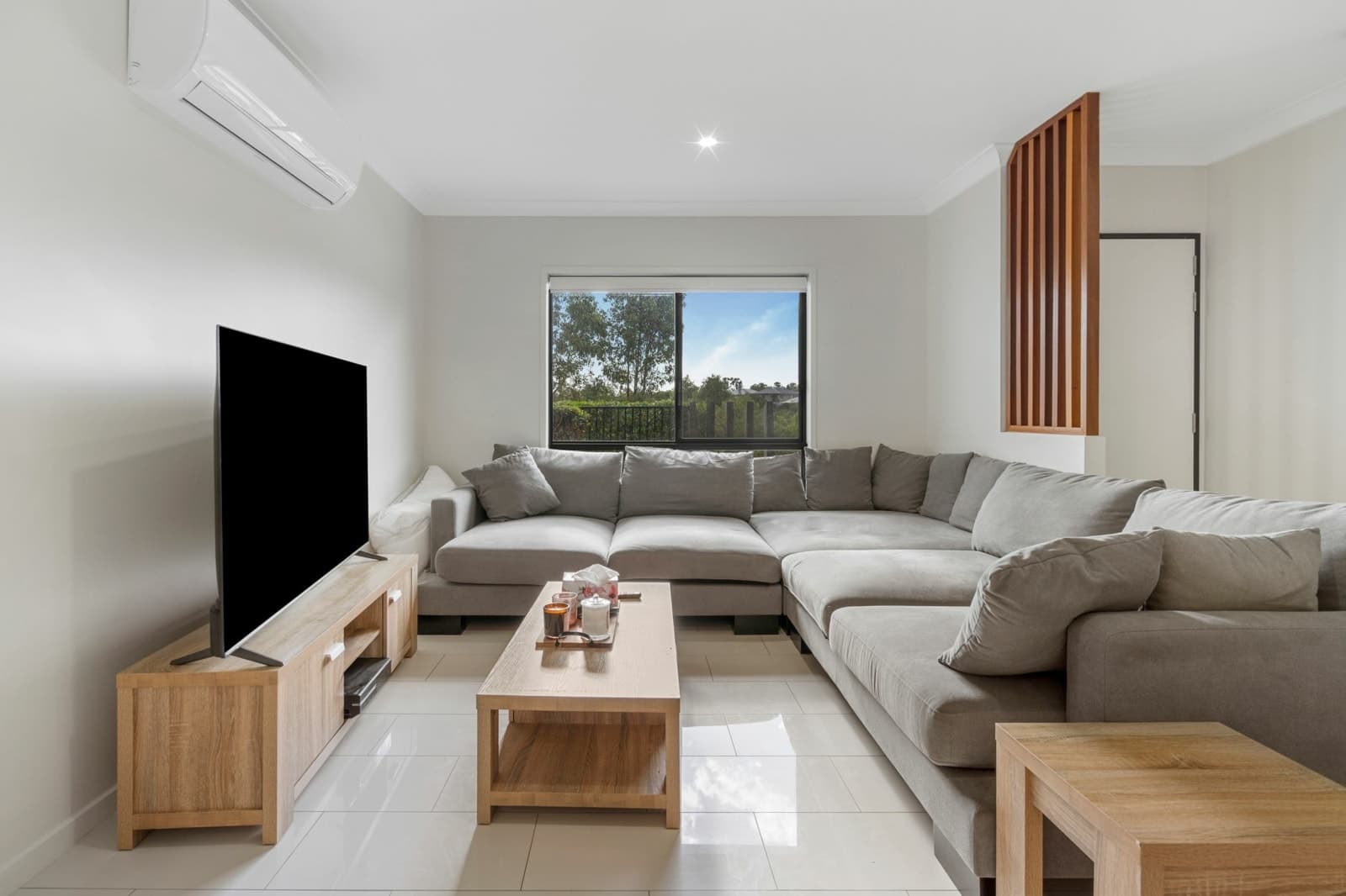12 Milgate Lane, RIPLEY, Ripley - Thumbnail 2