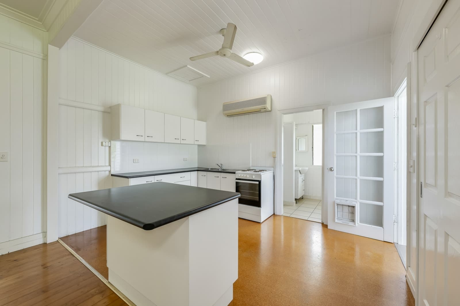 84 Lamb Street, WALKERVALE, Walkervale - Thumbnail 3