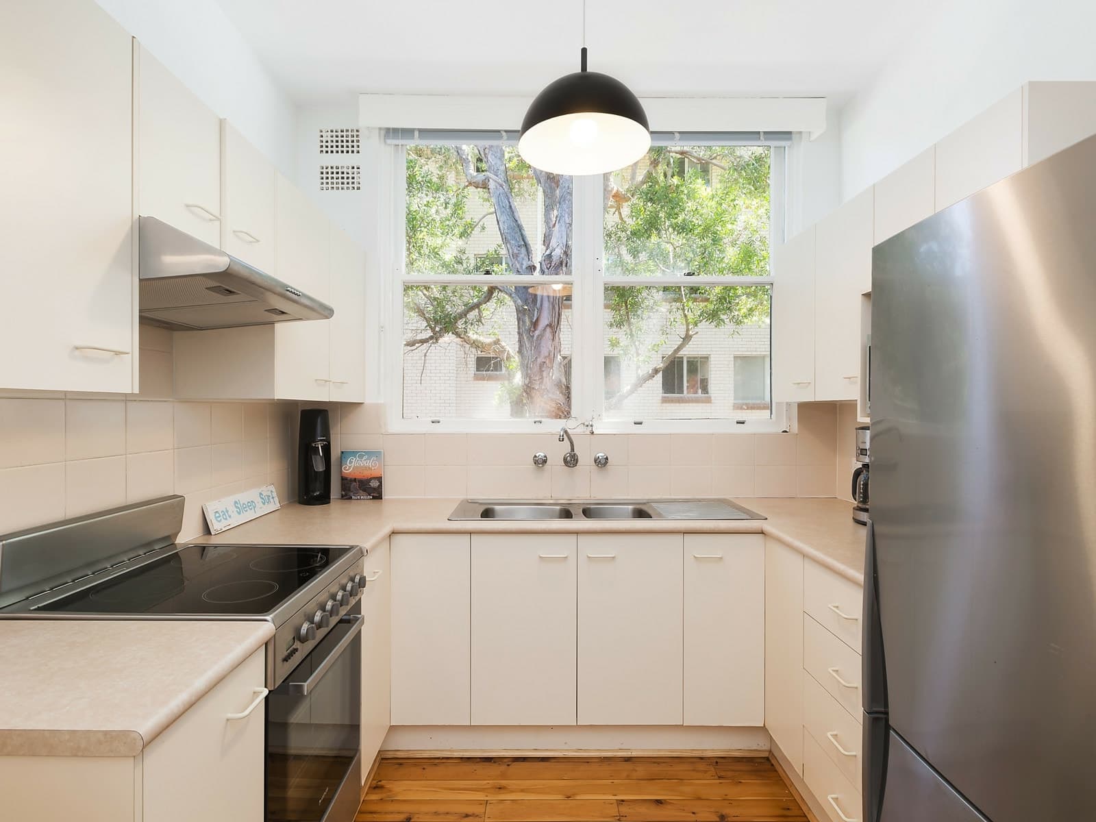 2/18 Nerang Road, CRONULLA, Cronulla - Thumbnail 3