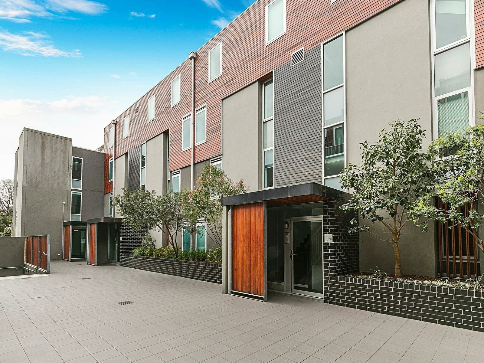 27/352 Canterbury Road, ST KILDA, St Kilda - Image 1