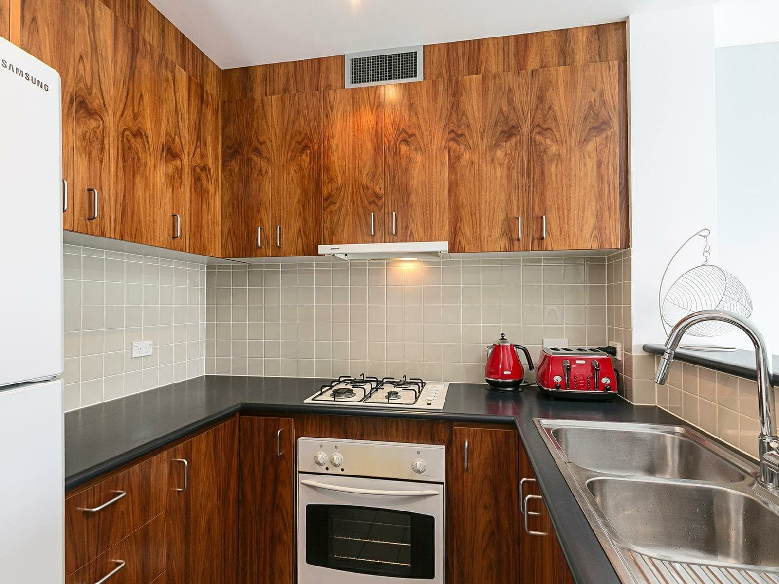 27/352 Canterbury Road, ST KILDA, St Kilda - Thumbnail 3