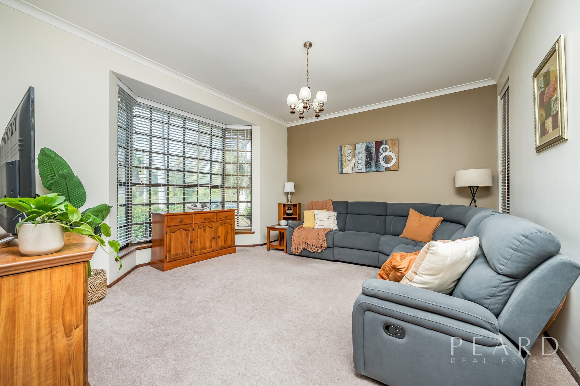 49 Griffell Way, Duncraig, WA 6023, Duncraig - Thumbnail 2