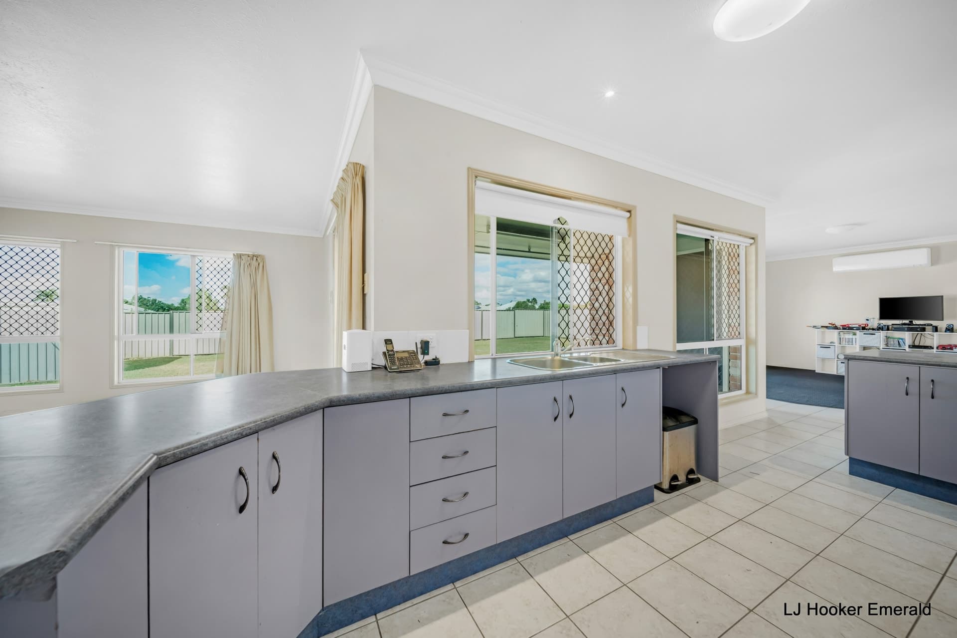 15 Callaghan Street, Emerald, Emerald - Thumbnail 6
