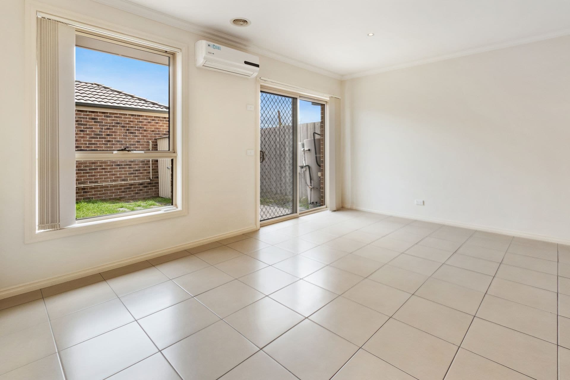 10/10-12 George Street, Reservoir, Reservoir - Thumbnail 5
