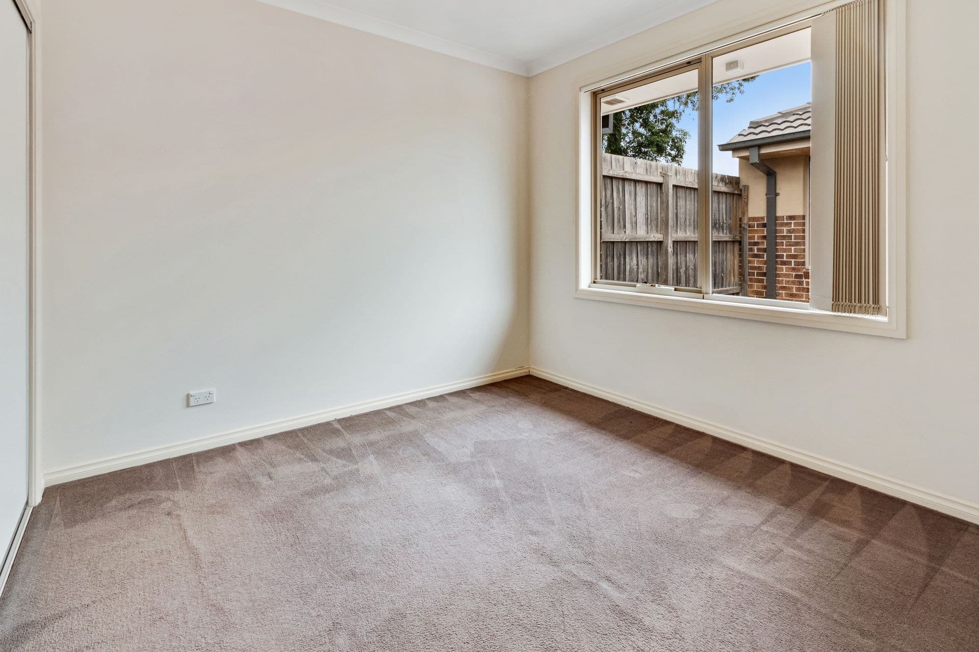 10/10-12 George Street, Reservoir, Reservoir - Thumbnail 6