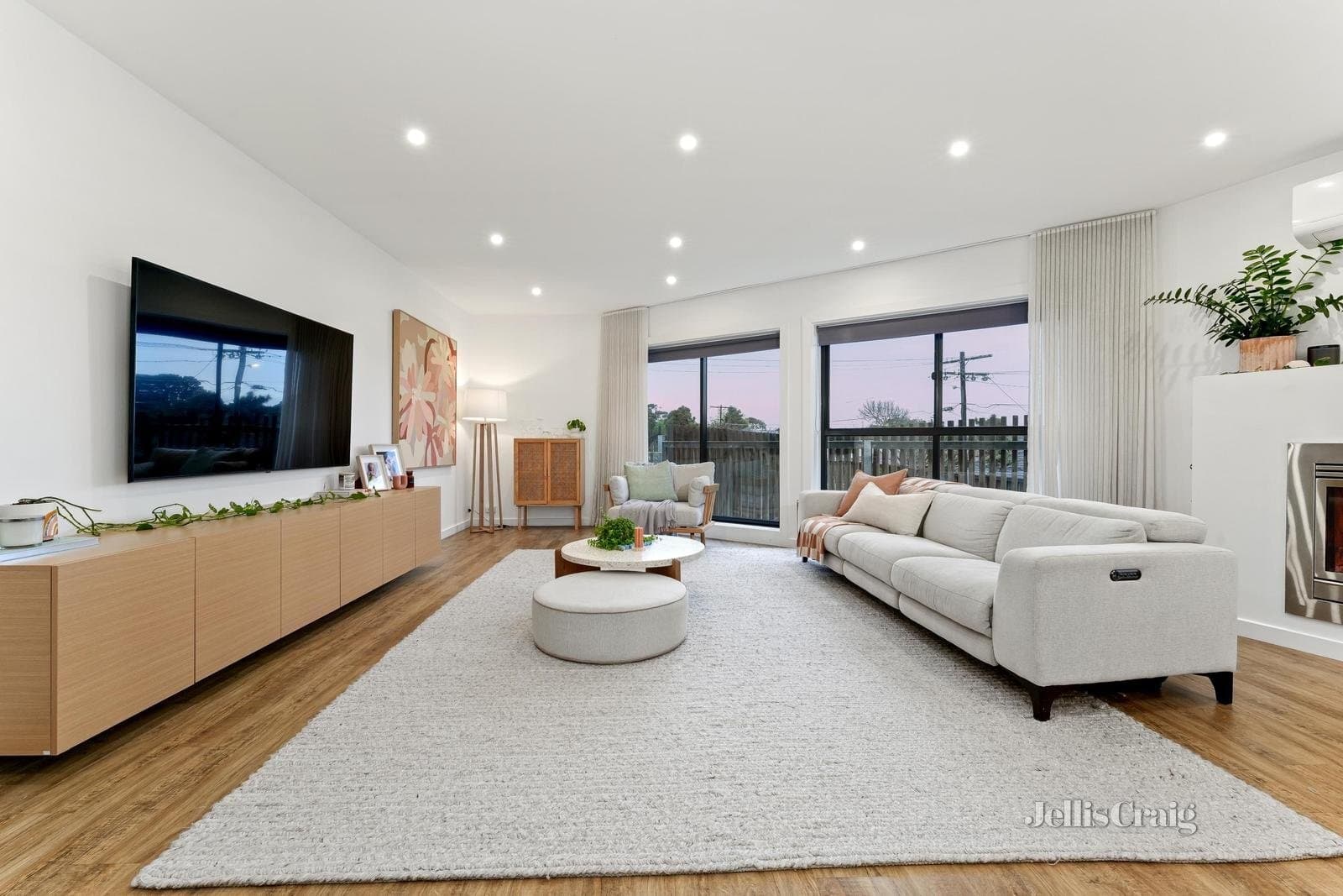 2/1 Famechon Road, Edithvale, Edithvale - Thumbnail 2