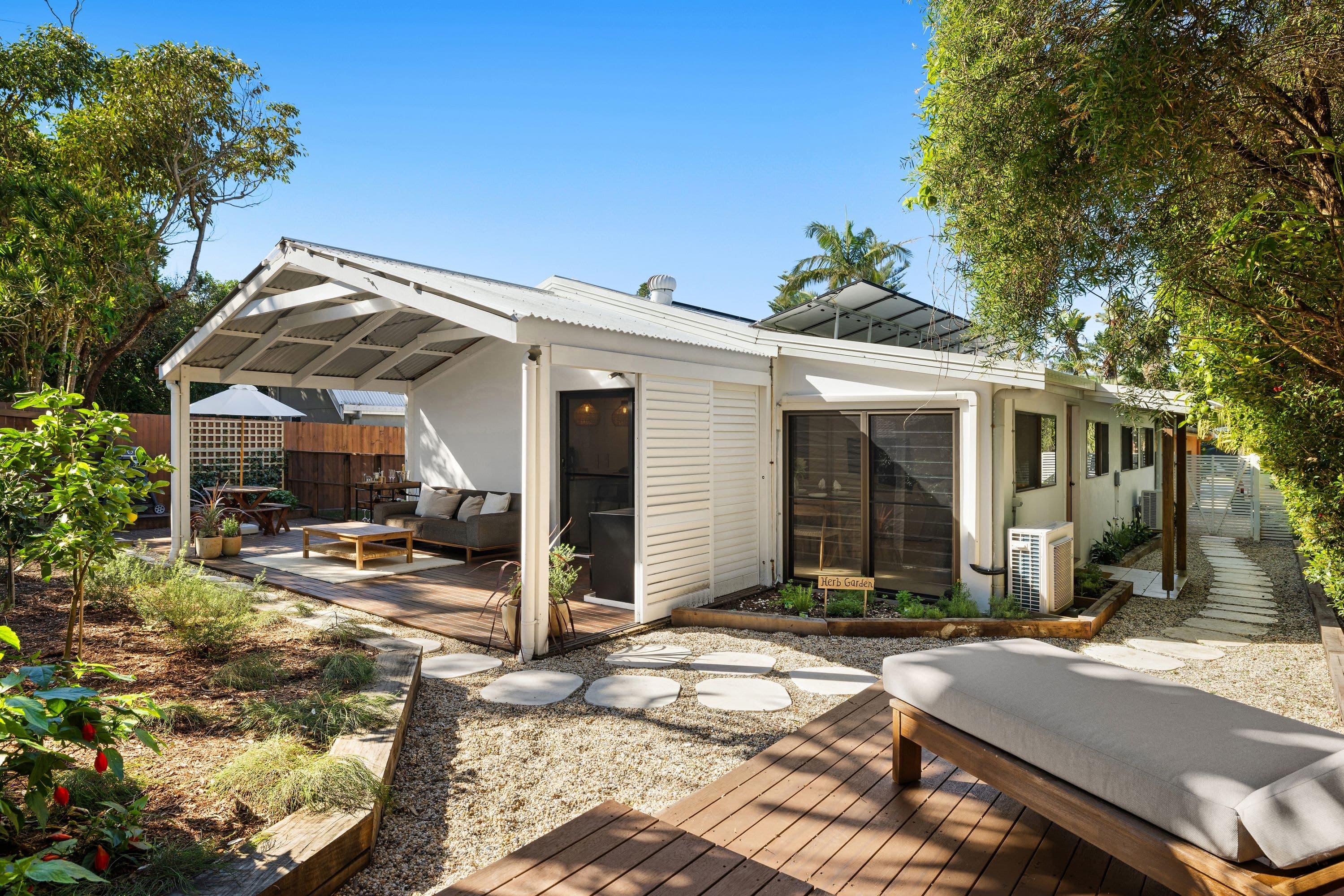 2/14 Brandon Street, Suffolk Park - Image 1