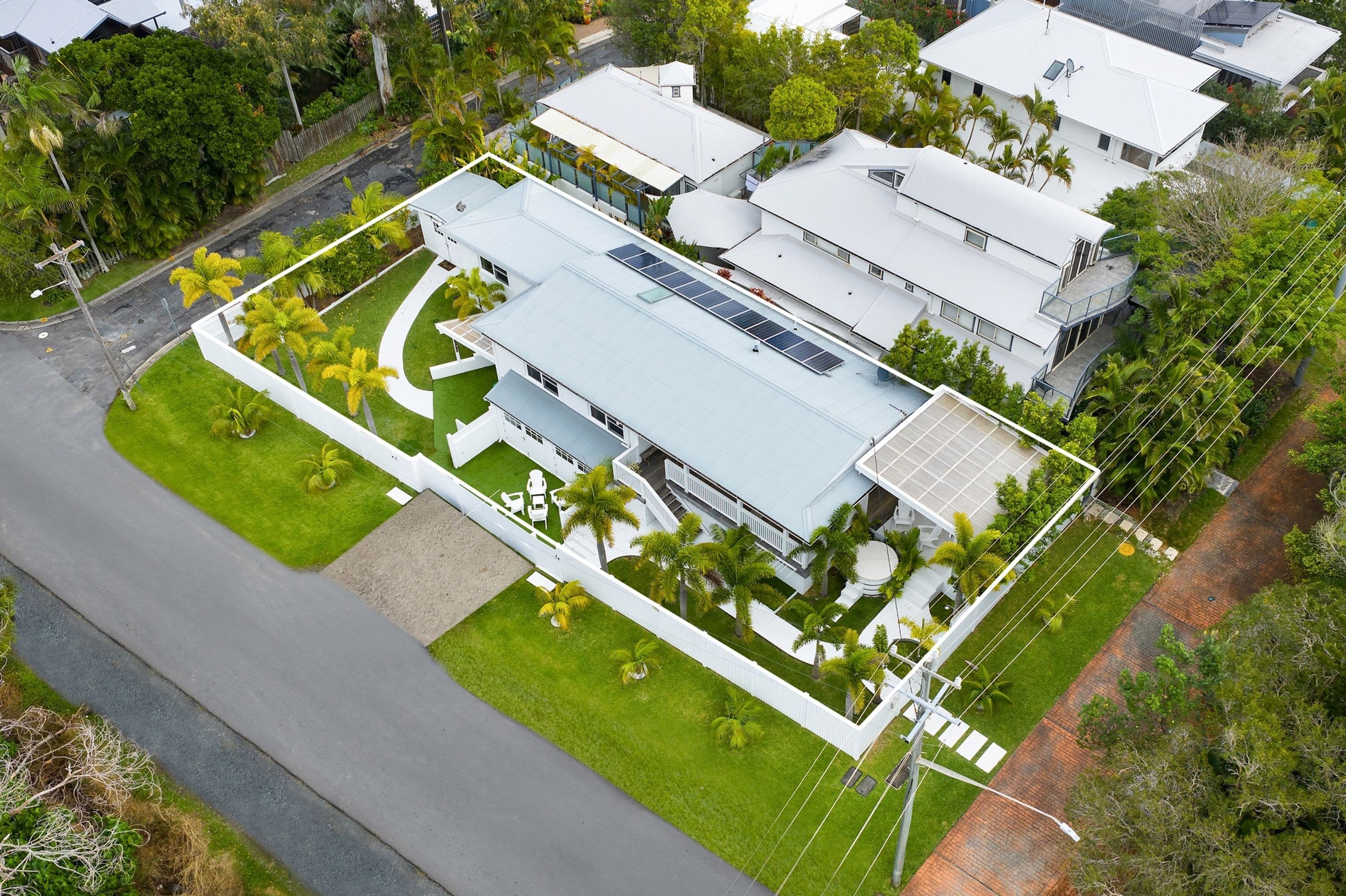 98 Lawson Street, Byron Bay - Thumbnail 4